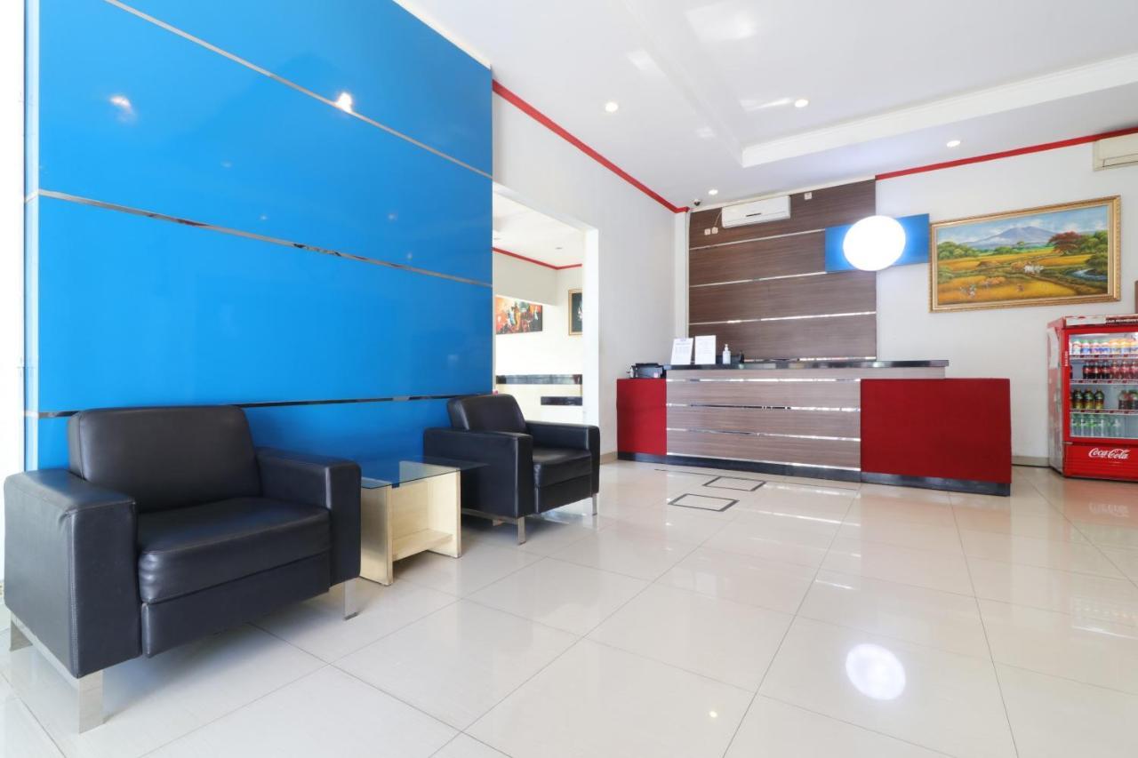 Urbanview Hotel Grand Malabar Bandung Exterior foto